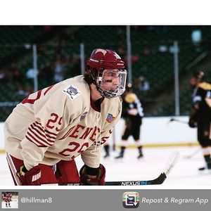 Image post by @du_hockey on Instagram