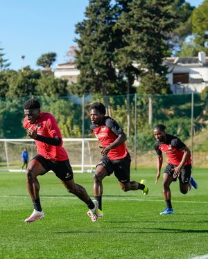 Image post by @azalkmaar on Instagram