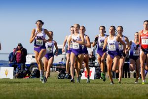 Image post by @uwtrack on Instagram