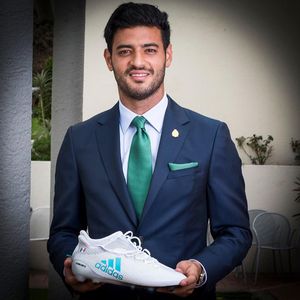 Image post by @carlosv11_ on Instagram
