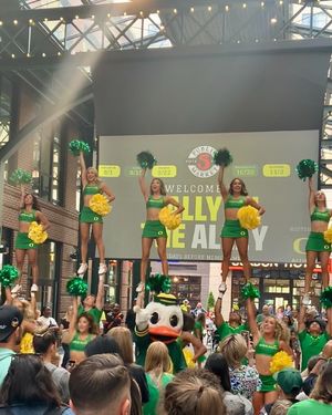Image post by @uoalumni on Instagram