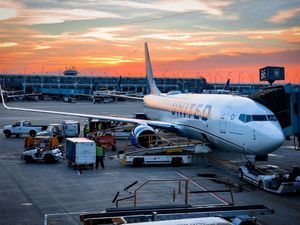 Image post by @united on Instagram