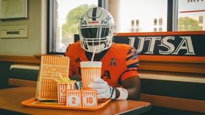 Image post by @UTSAFTBL on Twitter