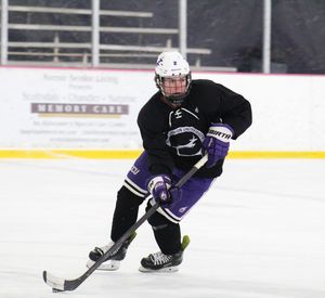 Image post by @lopeshockey on Instagram