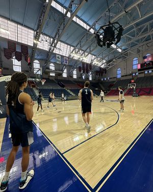 Image post by @yalembasketball on Instagram