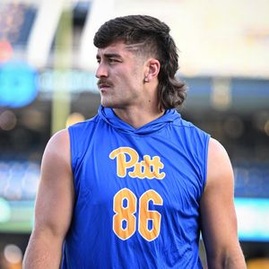 Image post by @pitt_fb on Instagram