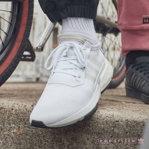 Image post by @adidasita on Instagram