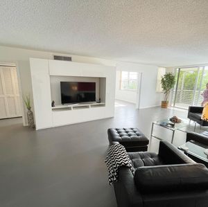 Image post by @sklarteam on Instagram