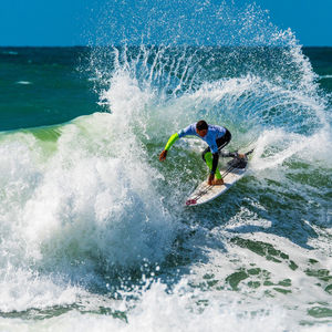 Image post by @wsl.qs on Instagram
