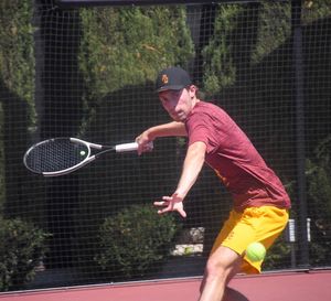 Image post by @uscmenstennis on Instagram