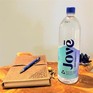 Image post by @drinkjove on Instagram