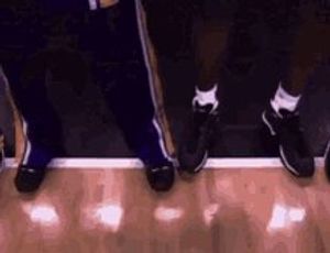 Gif post by @iandavis95 on Twitter