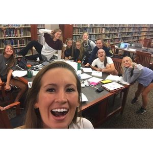 Image post by @fuwlax on Instagram