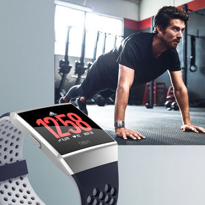 Image post by @fitbit on Instagram