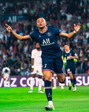 Image post by @psg on Instagram