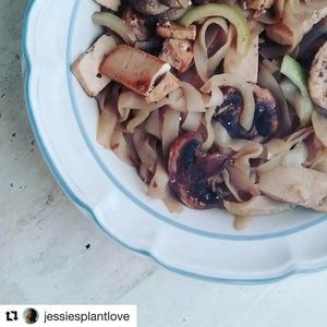 Image post by @nasoya on Instagram