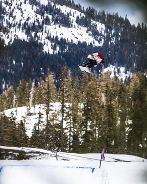 Image post by @sierra_at_tahoe on Instagram