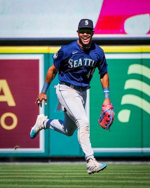 Image post by @Mariners on Twitter
