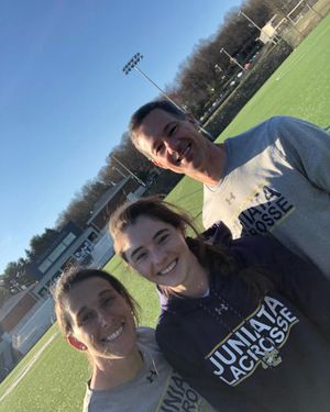 Image post by @juniatawlax on Instagram