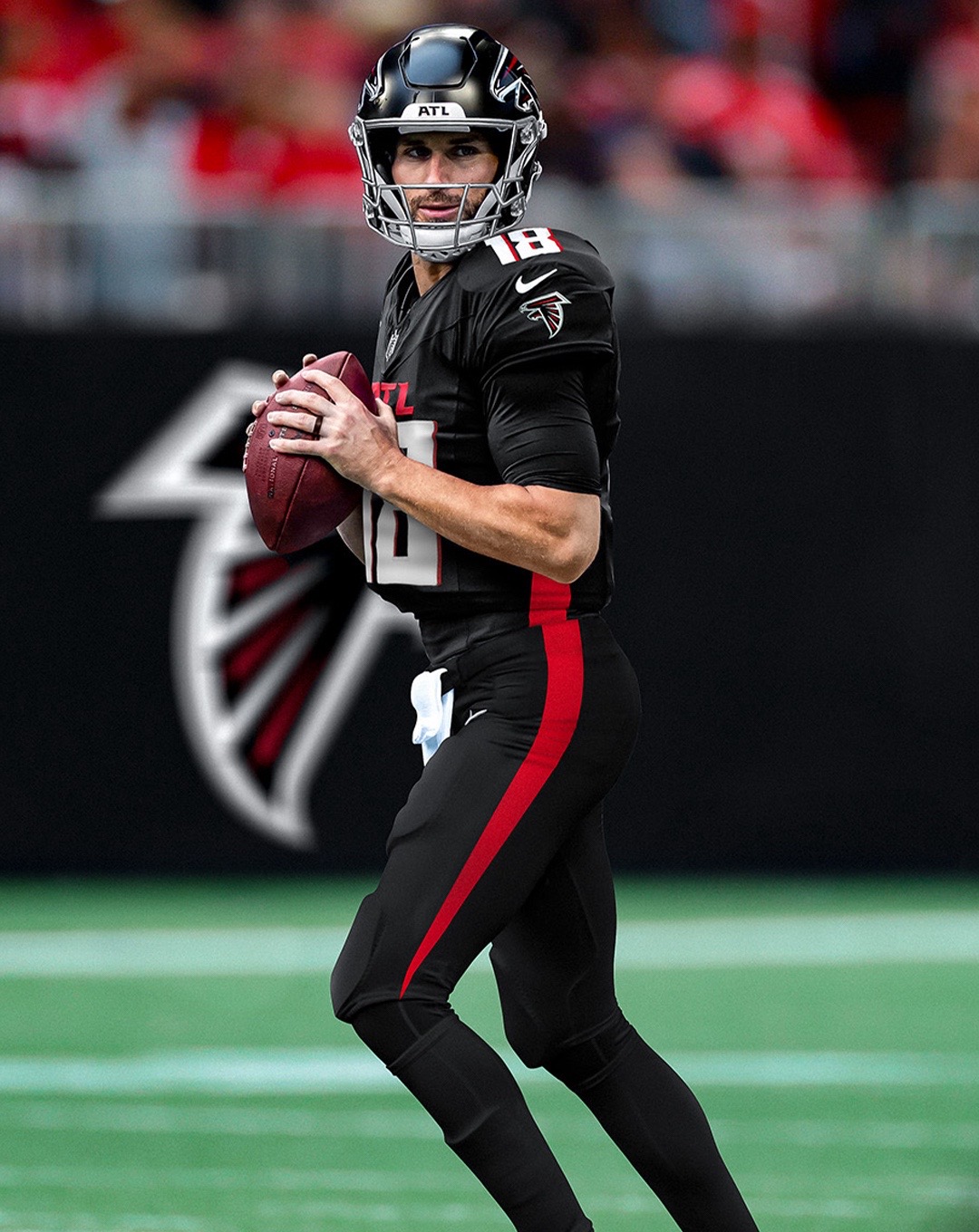 Image post by @nfl on TikTok