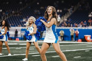 Image post by @detlionscheerleaders on Instagram