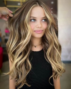 Image post by @behindthechair_com on Instagram