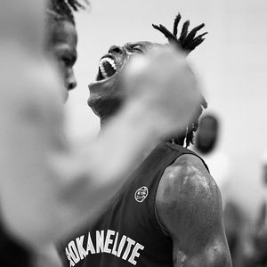 Image post by @nikeeyb on Instagram