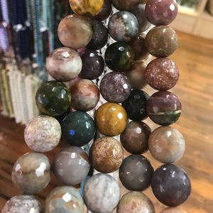 Image post by @beadcache on Instagram