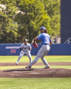 Image post by @windycitysn on Instagram