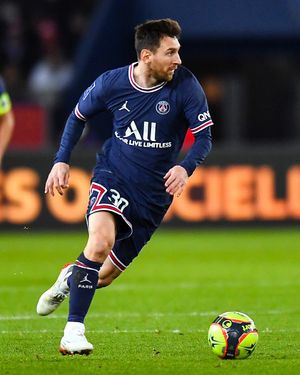 Image post by @psg on Instagram