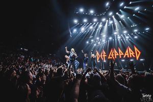 Image post by @defleppard on Instagram