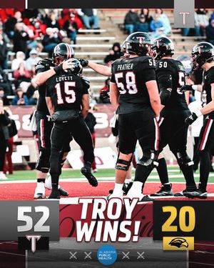 Image post by @TroyTrojansFB on Twitter