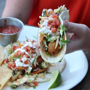 Image post by @houlihans on Instagram