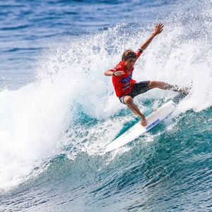 Image post by @wsl.qs on Instagram