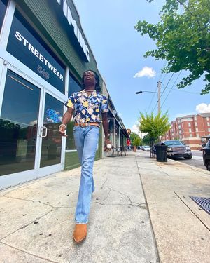 Image post by @zechariamichael on Instagram