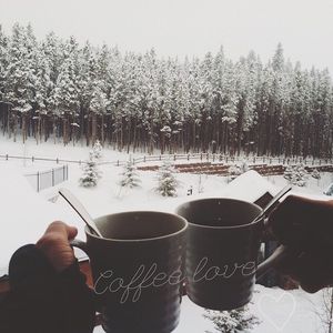 Image post by @starbucks on Instagram