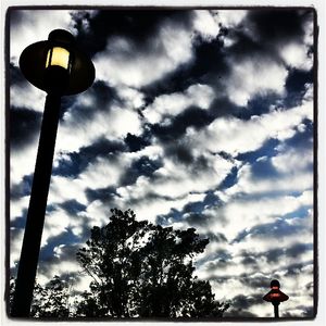 Image post by @mycalstatela on Instagram
