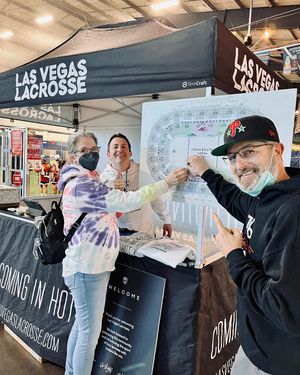 Image post by @vegasdesertdogs on Instagram
