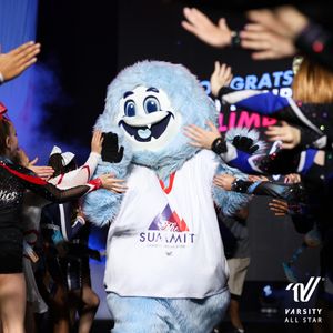 Image post by @varsityallstar on Instagram