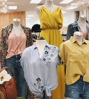 Image post by @shopoutoftown on Instagram