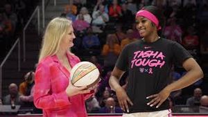 Video post by @tennesseeathletics on YouTube