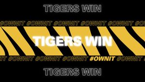 Video post by @mizzousoftball on Twitter