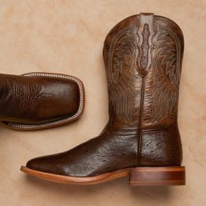 Image post by @tonylamaboots on Instagram