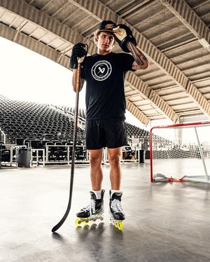 Image post by @bauerhockey on Instagram