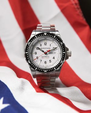 Image post by @marathonwatch on Instagram
