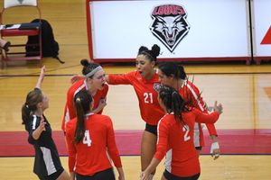 Image post by @unmlobovb on Instagram