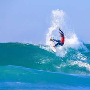 Image post by @wsl.qs on Instagram