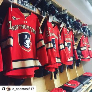 Image post by @gonuwhockey on Instagram
