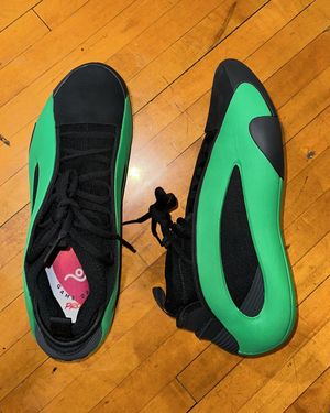 Image post by @moveinsoles on Instagram