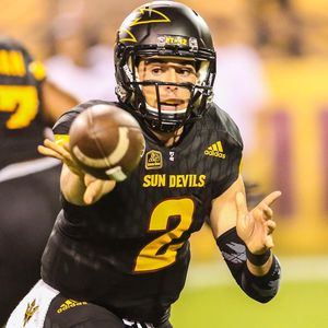 Image post by @ariannagrainey on Instagram